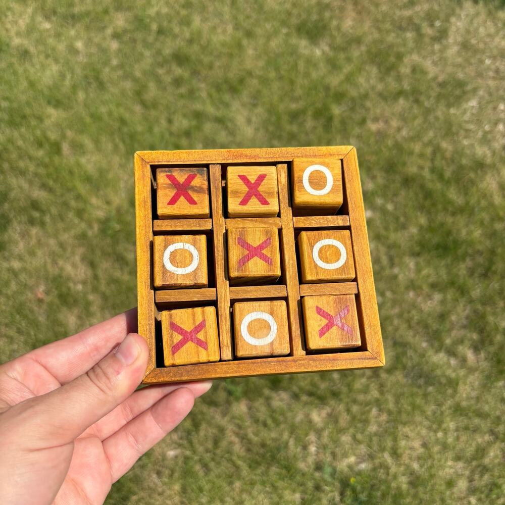 Wooden small decor Tic Tac Toe Board
